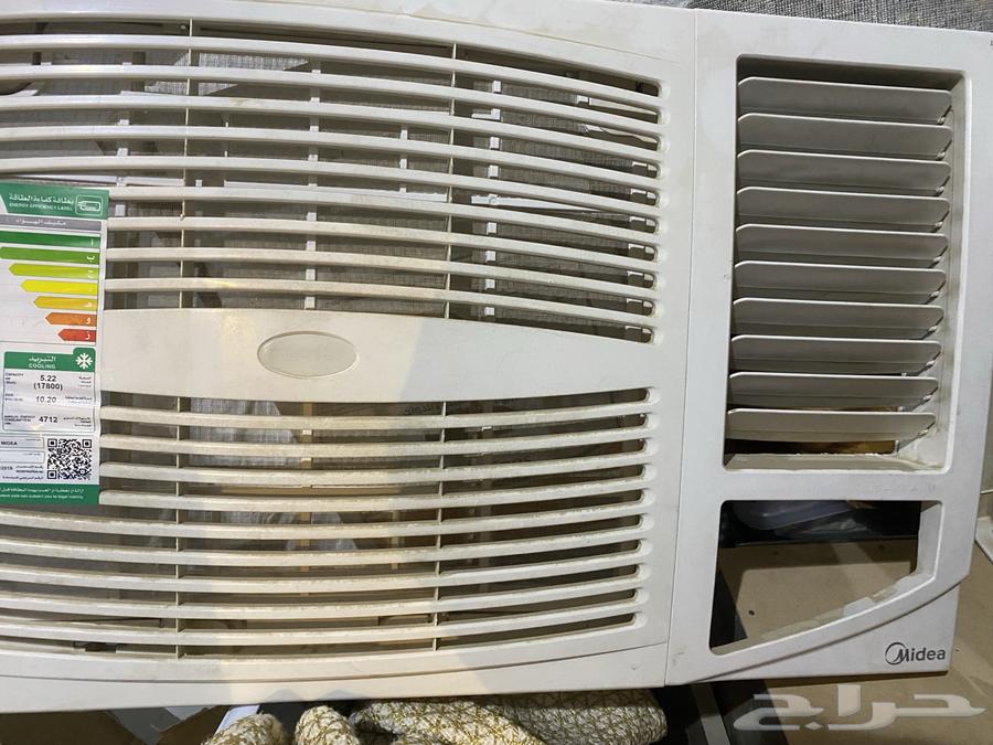 2 used air conditioners, clean, size 17, with all accessories including the catalog63619370720898110