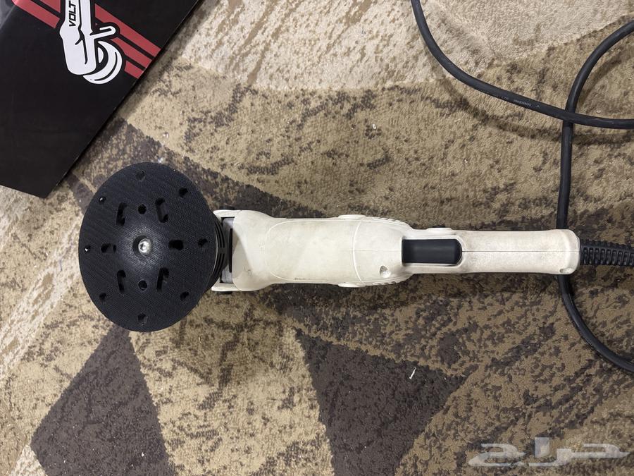 مكينة تلميع من شركة فولت64404458998531114