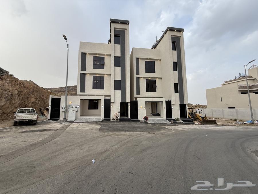 للبيع شقق علويه بالقرب من حديقه المليون ابها المحاله63614100514178112
