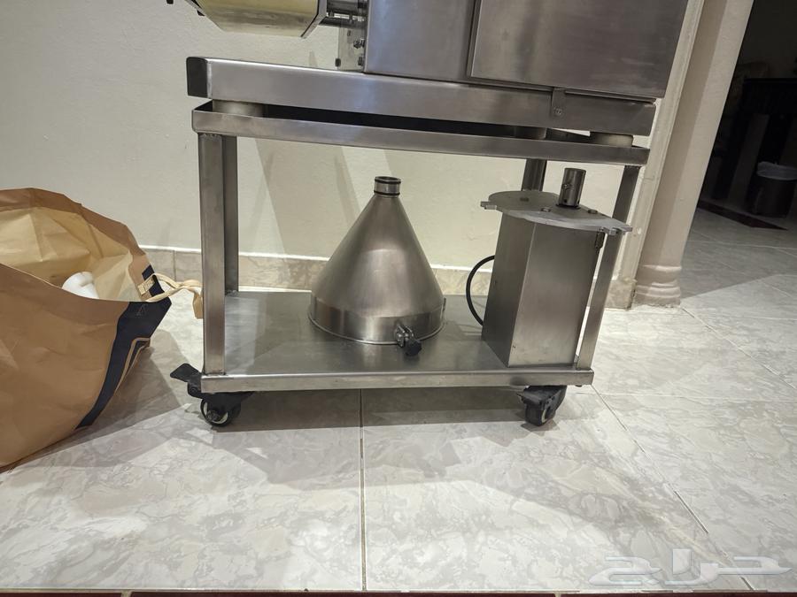 Cake machine64404153210241113