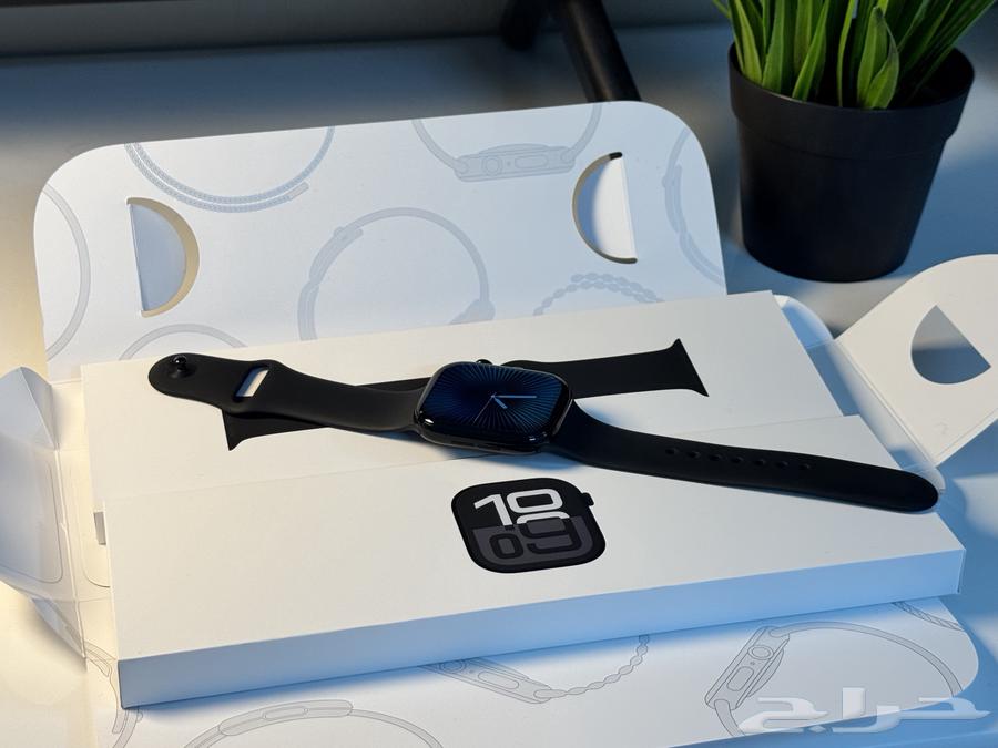 ساعة ابل الاصدار العاشر64404514600834112