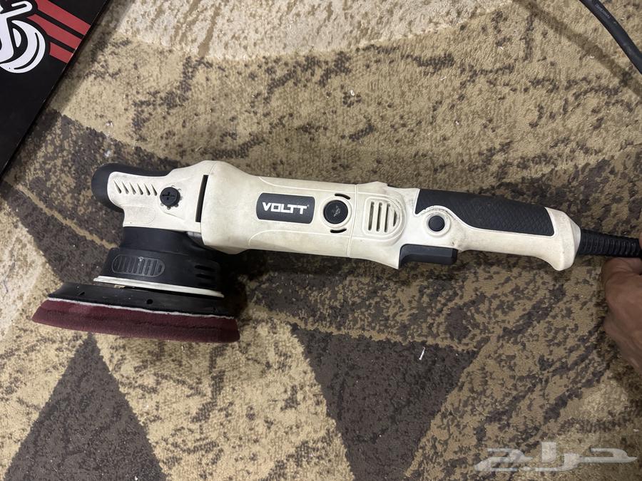 مكينة تلميع من شركة فولت64404458998531112