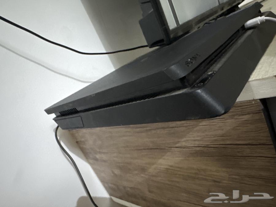 سوني 4 نظيف واستعمال قليل جدا64402244520835112