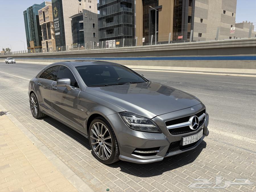 Mercedes CLS 500 model 201263618255988739111