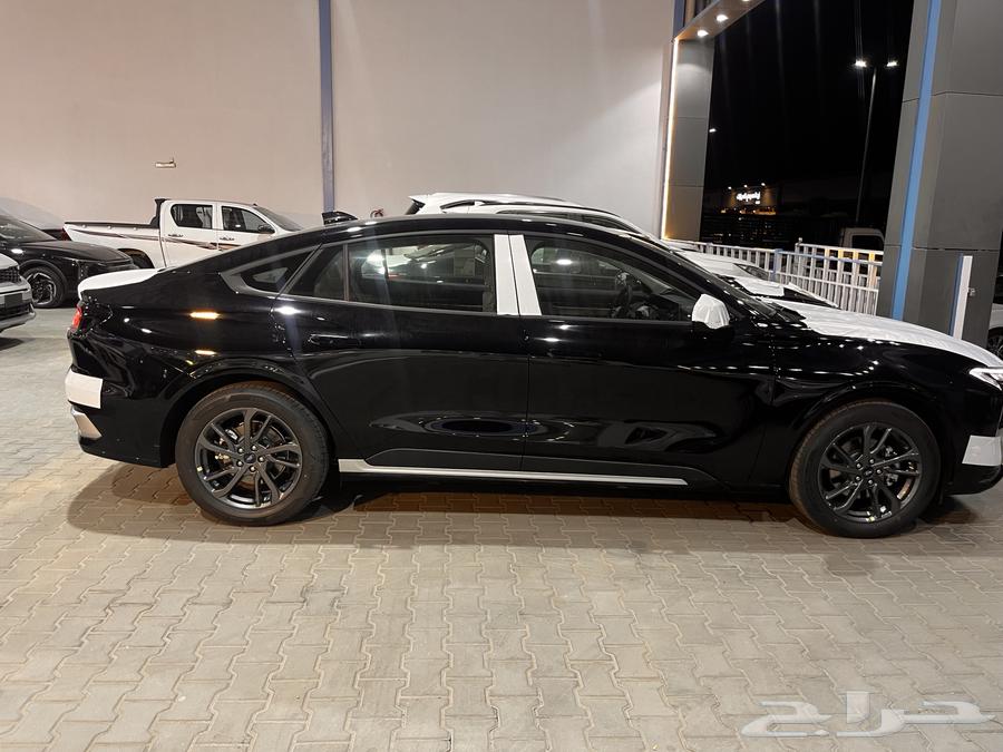 فورد تورس ترند أسود كاش وتمويل 202564558850366083113