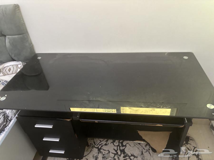 طاوله مكتبيه او قيمنق64401369510787114