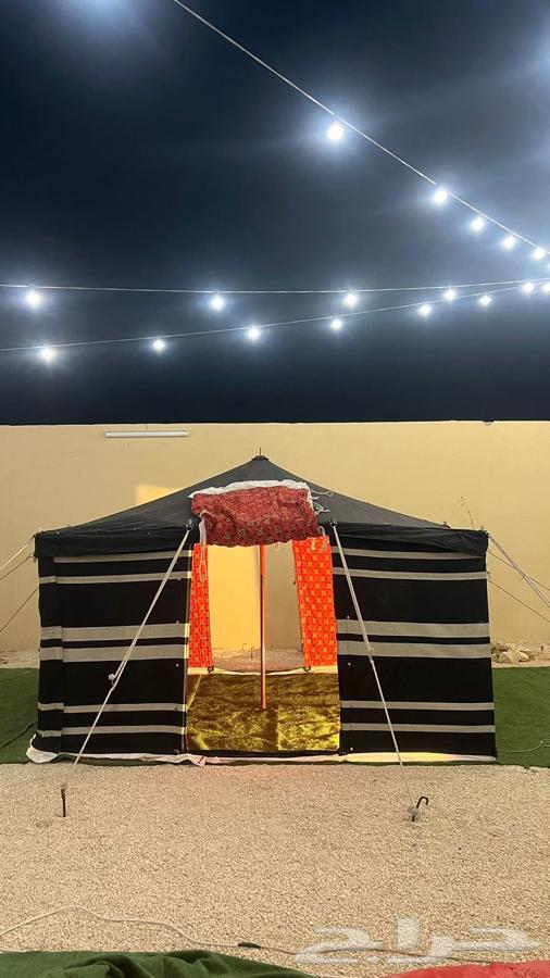 Hello, we have tents and traditional hair houses with carpets and seating areas available in the city64402377991682113