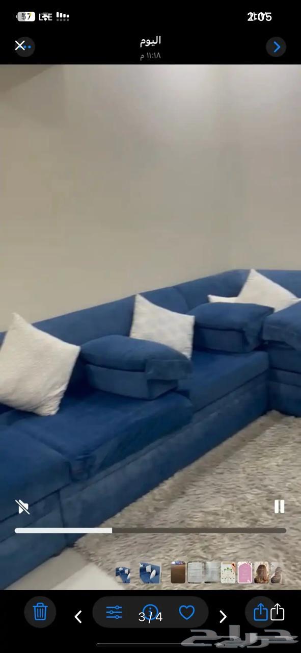 Sofa, dresses, and a new coffee machine with very light use, negotiable64403393816834112