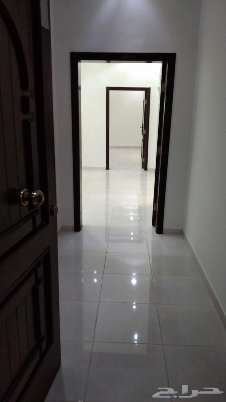 Apartment with 4 Rooms in Al Riyadh District, Jeddah, 21,000 Annually, Contact via WhatsApp63614098922371111