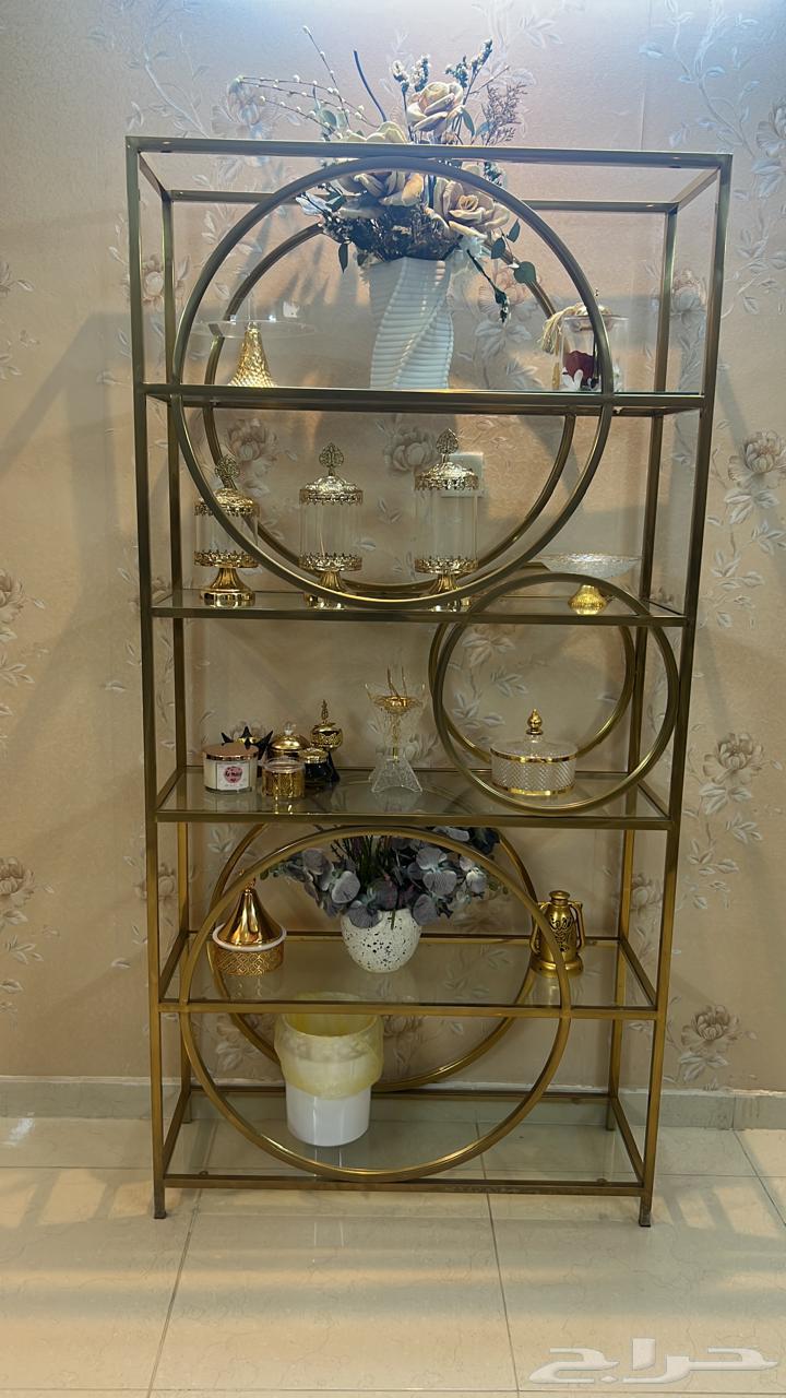 Table 150 by 80 and 8 service tables and entrance64403553192835112