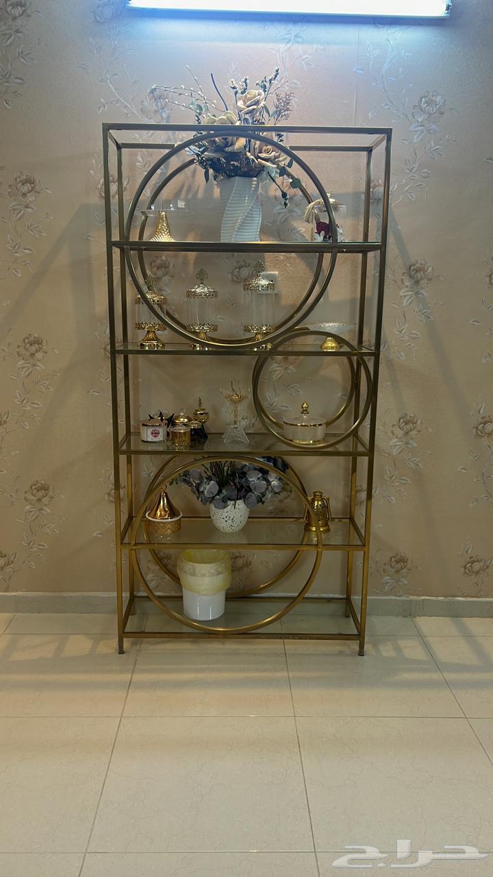 Table 150 by 80 and 8 service tables and entrance64403553192835113