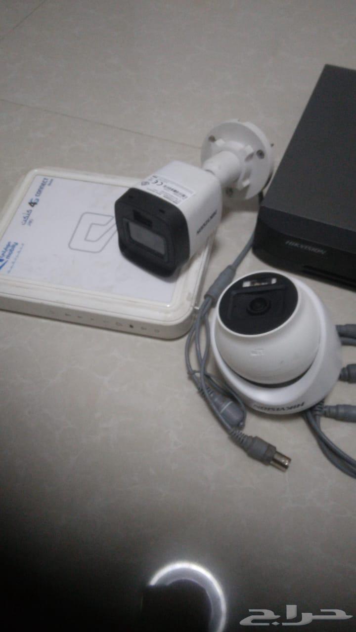 كاميرتين مع جهازها للبيع شبه جديده64404889932546111