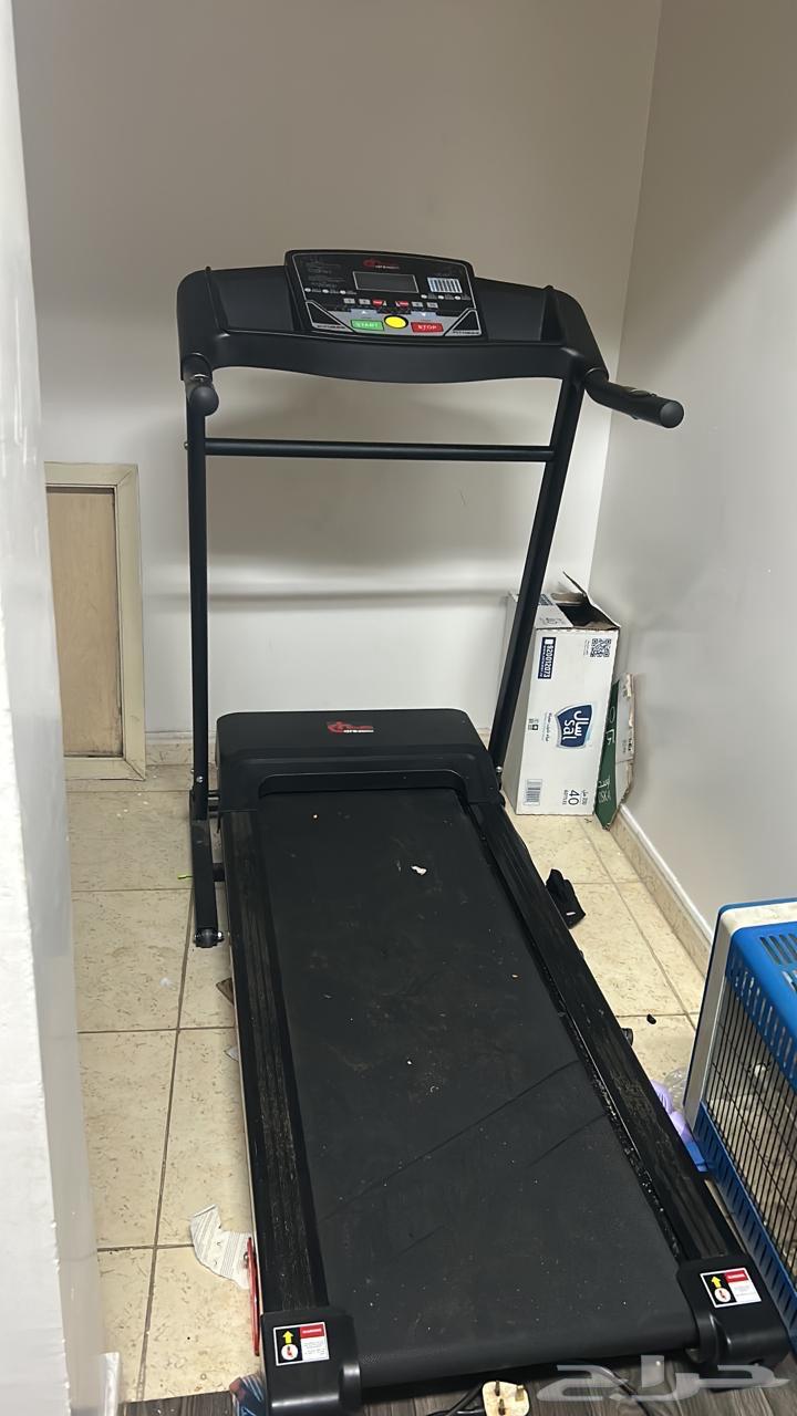 سير للمشي جديد استخدام شهر فقط ولافيه اي عيب السوم من الف64401564650243111