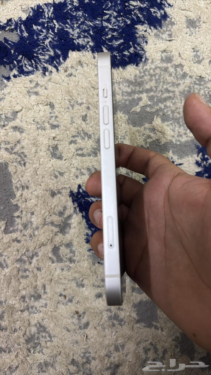 ايفون 13 العادي نظيف جدا64401688874882110