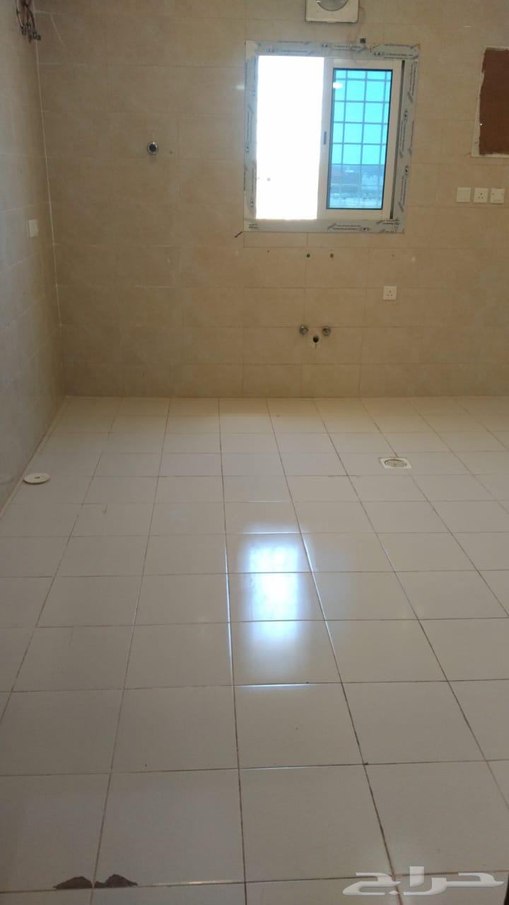Apartment with 4 Rooms in Al Riyadh District, Jeddah, 21,000 Annually, Contact via WhatsApp63614098922371113