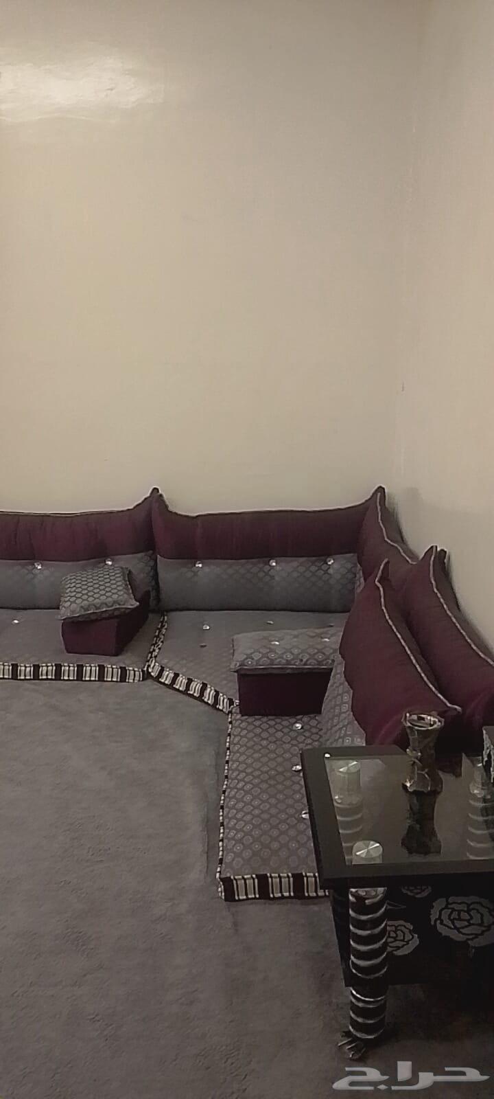 جلسة مجلس ارضيه كنب64404306046721110