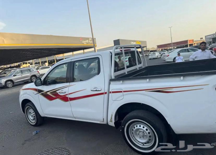 Nissan Navara63618260332418111