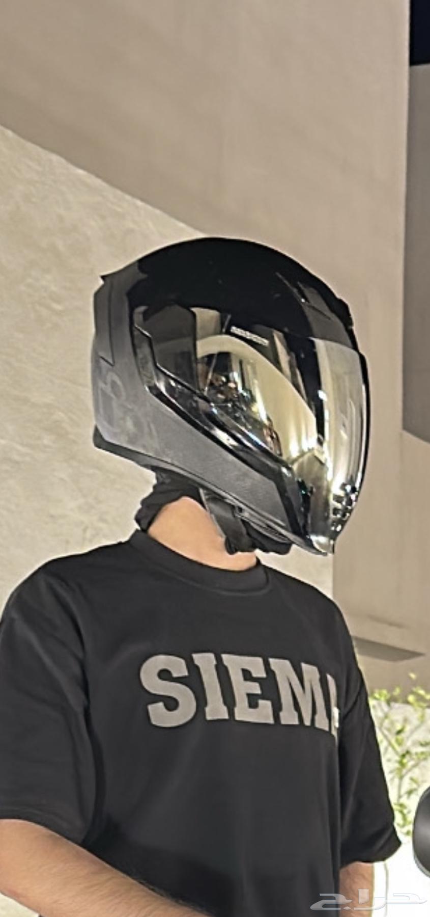 خوذة ايكون للبيع64554816101378110