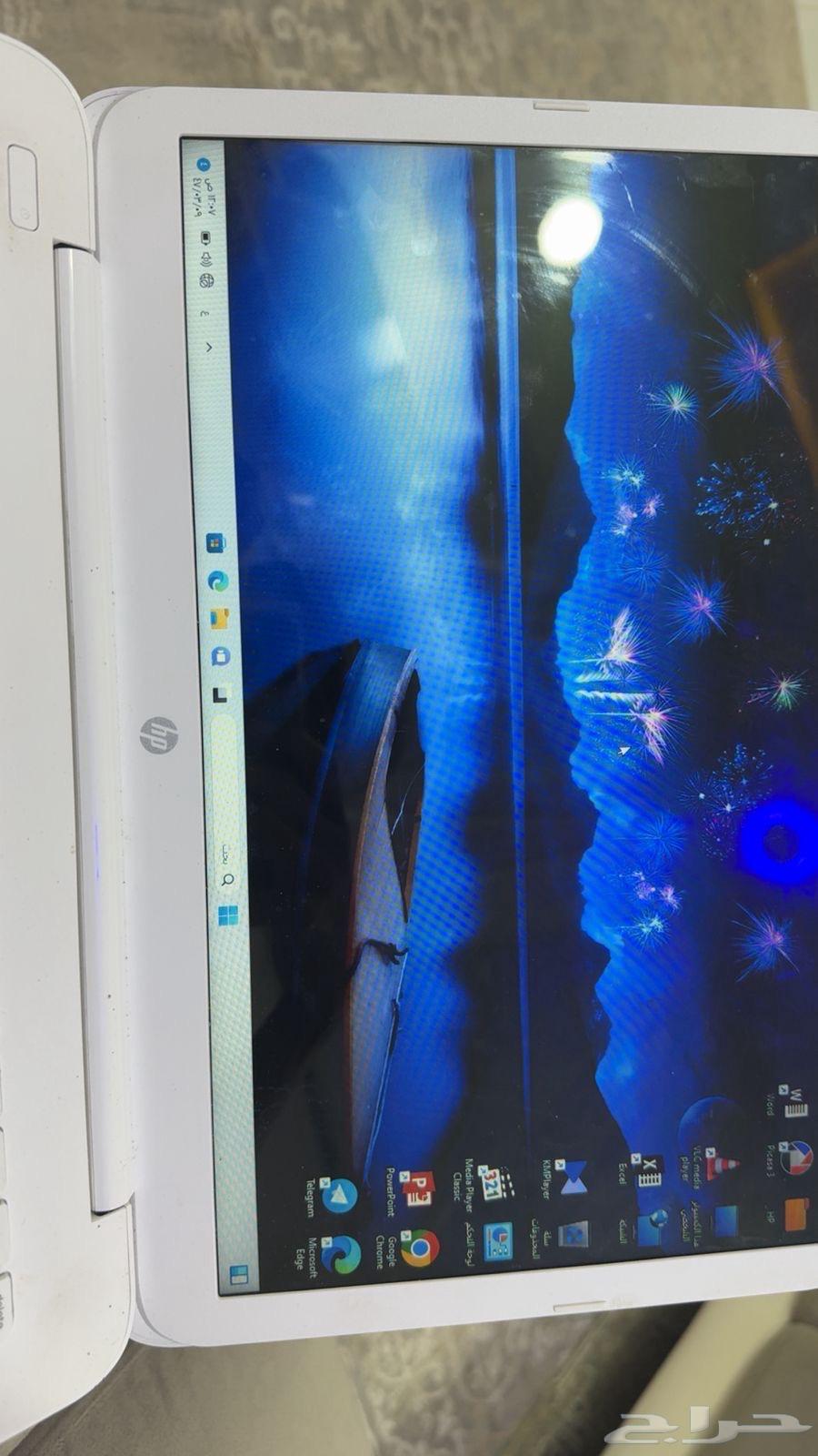 لابتوب hp ابيض64402983375363111