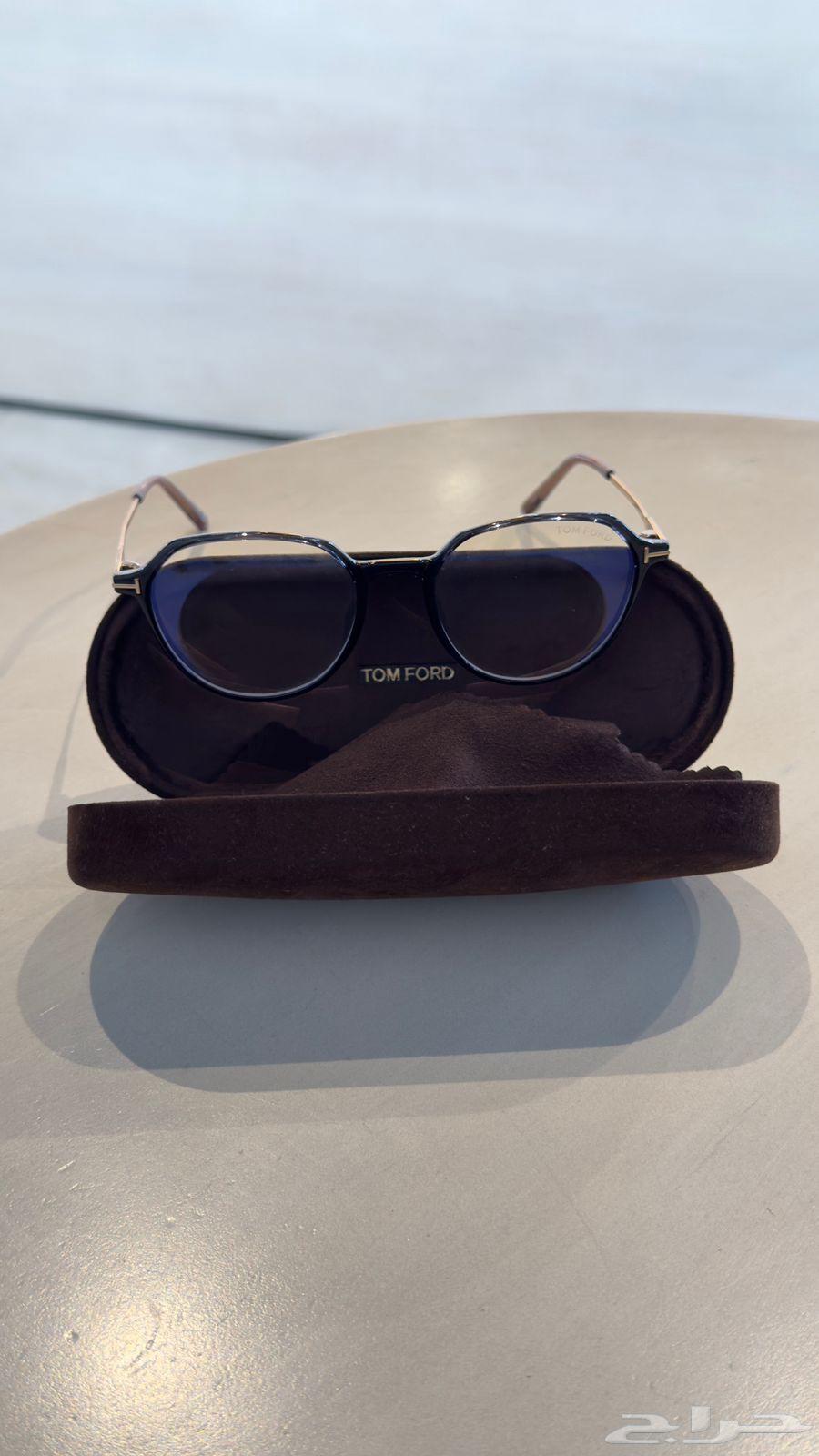 نظارة توم فورد64402706358402114