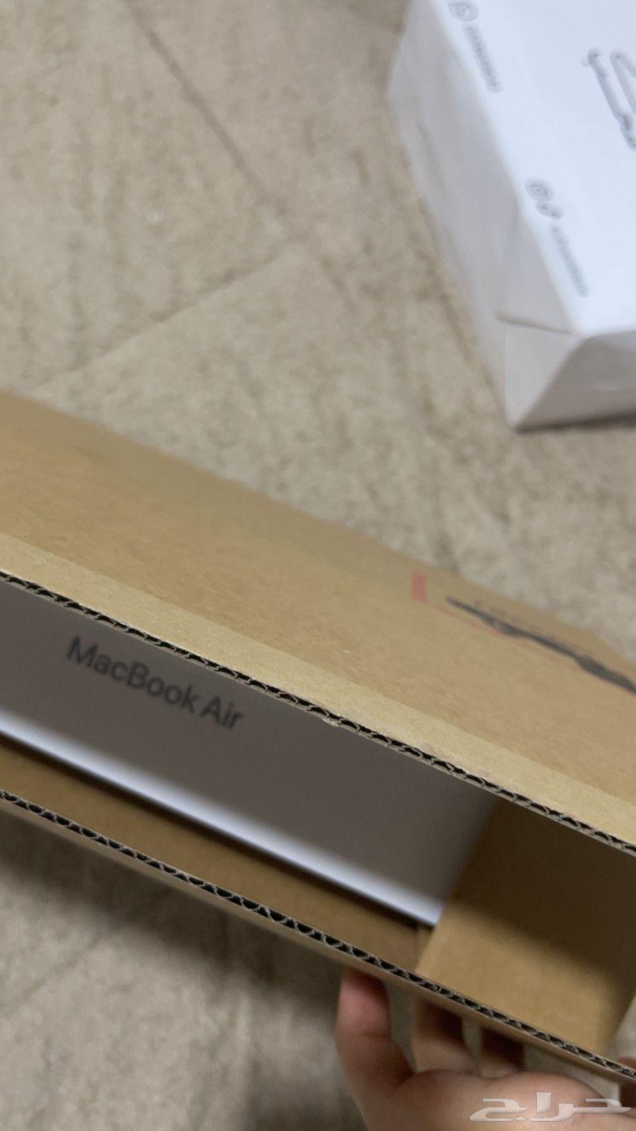 لابتوب64403251181698113