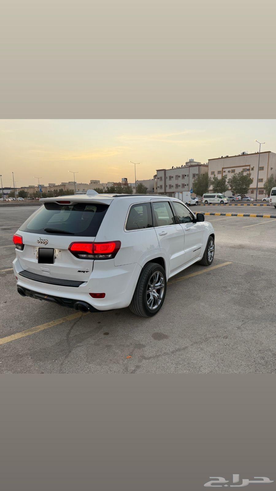 للبيع شروكي 2014 SRT نظيف63618152408322111