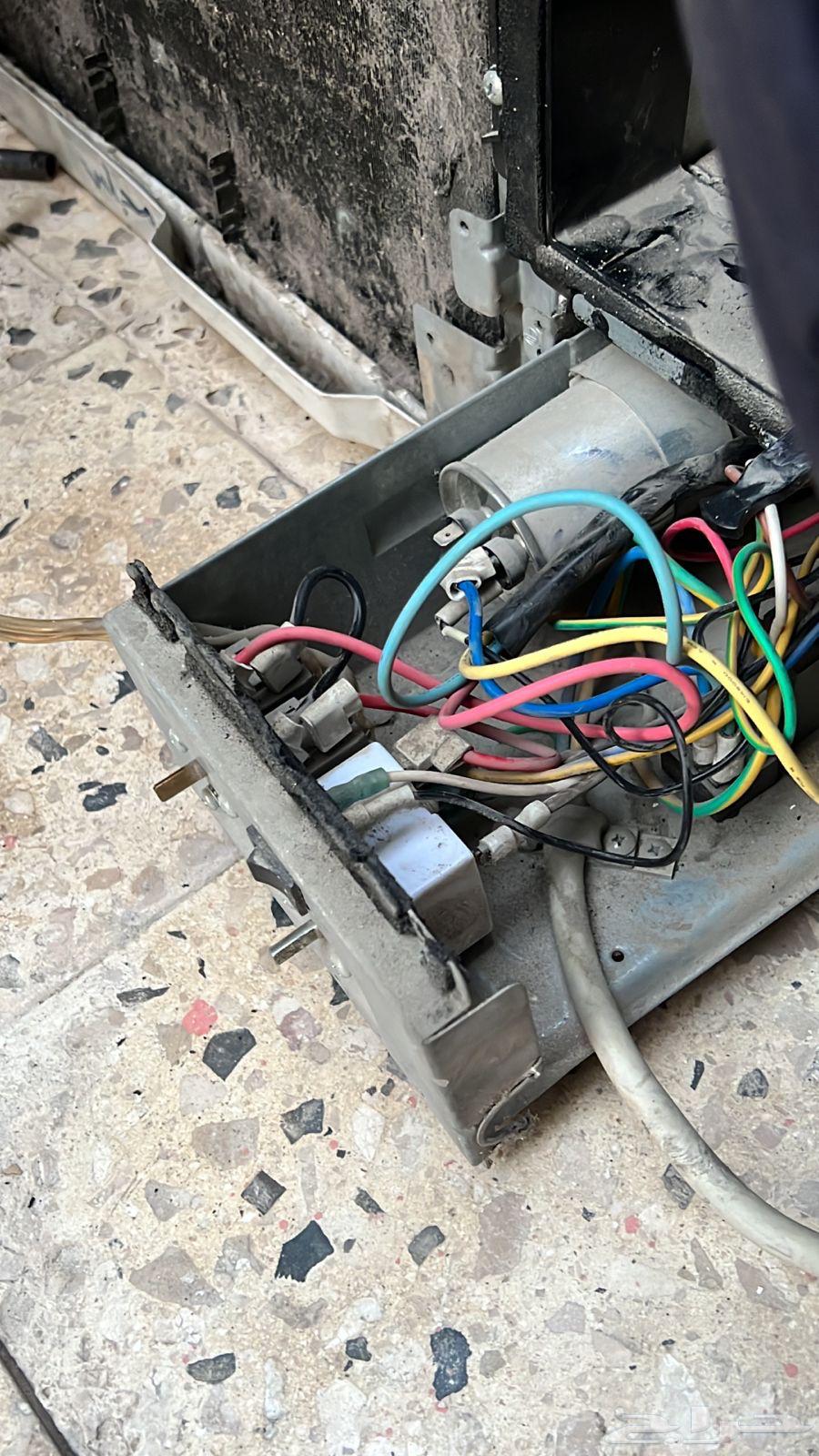 Air conditioning and home appliances technician63617821741315111