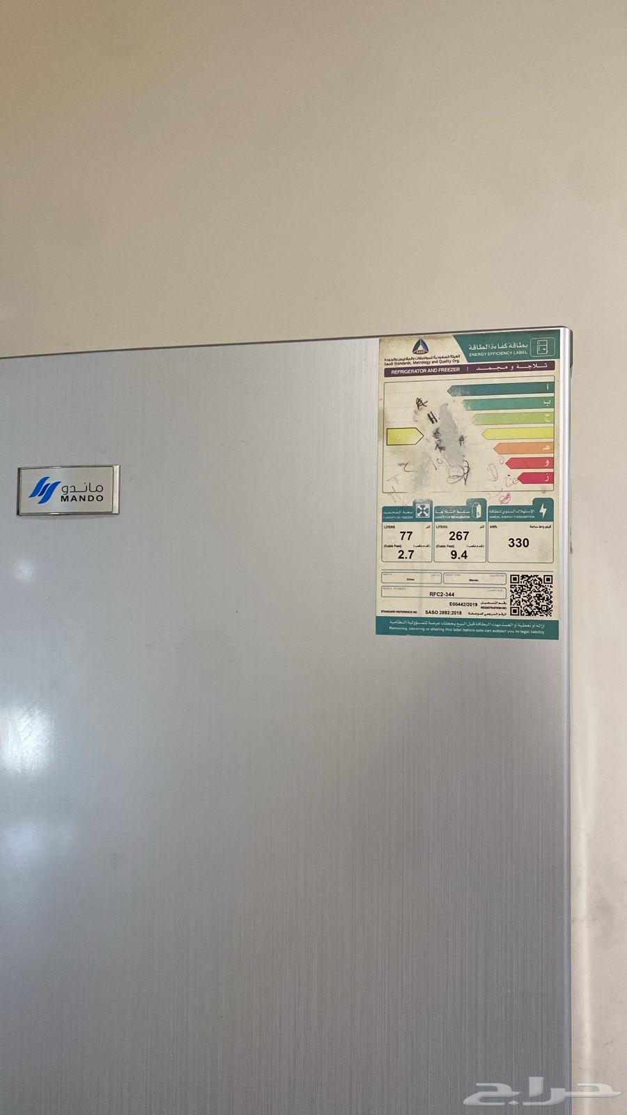 فرن وثلاجة 9.4 قدم بحالة ممتازة للبيع64395601039618111