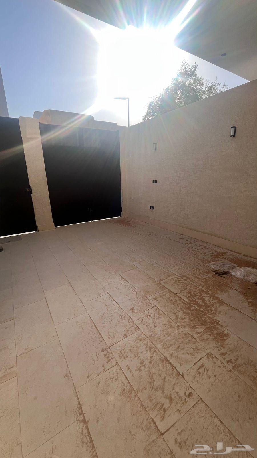 للاجار السنوي تاون هاوس حي الحمراء63614098865538112