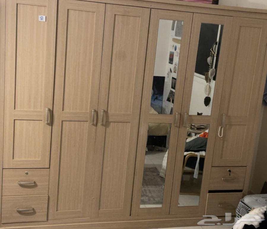 دولاب للبيع64404750320769110