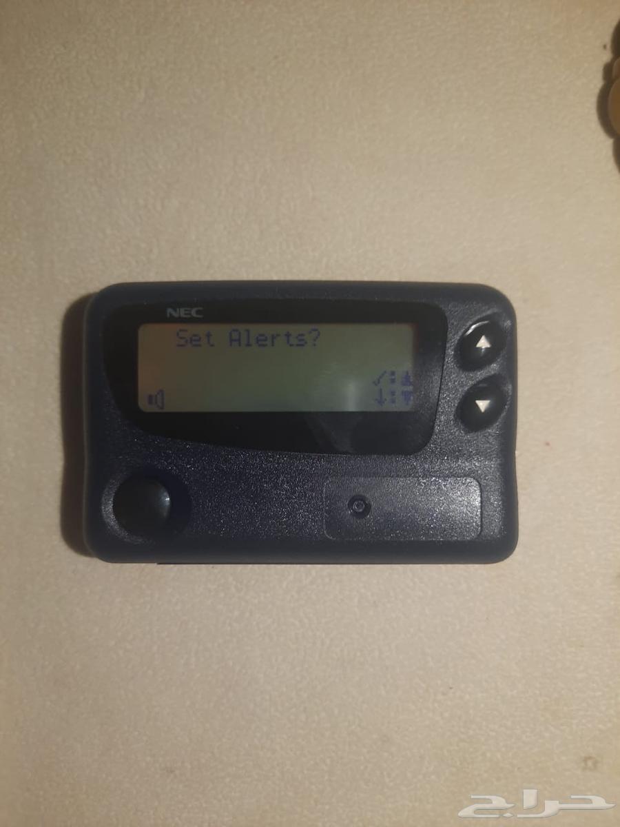 بيجر قديم و مخزن64402489427329111