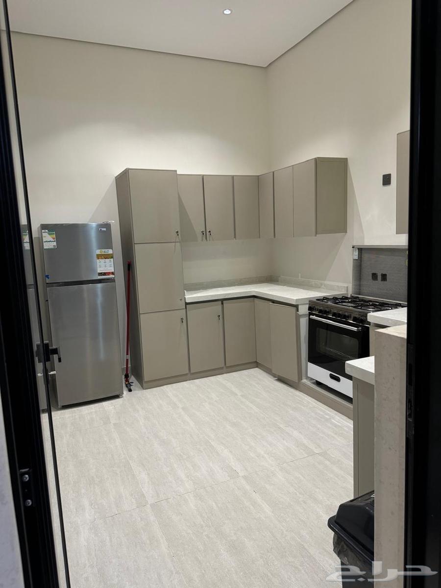 للإيجار شاليه بملعب طائرة الأحد والاثنين متوفر64225634149379113