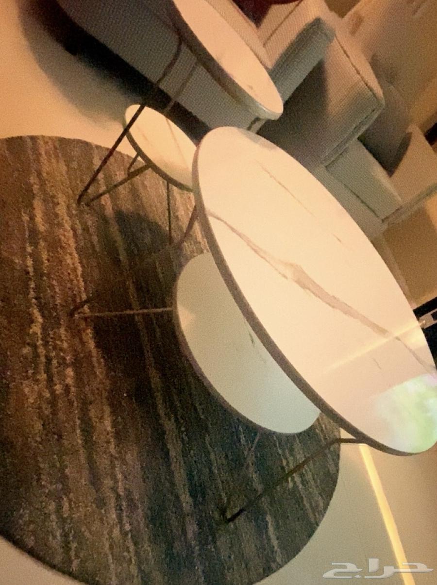 طاوله للبيع64404292158209110