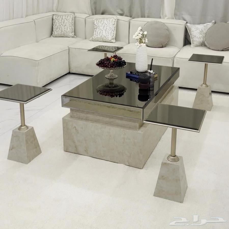 Selling tables and custom-made64409422497667110