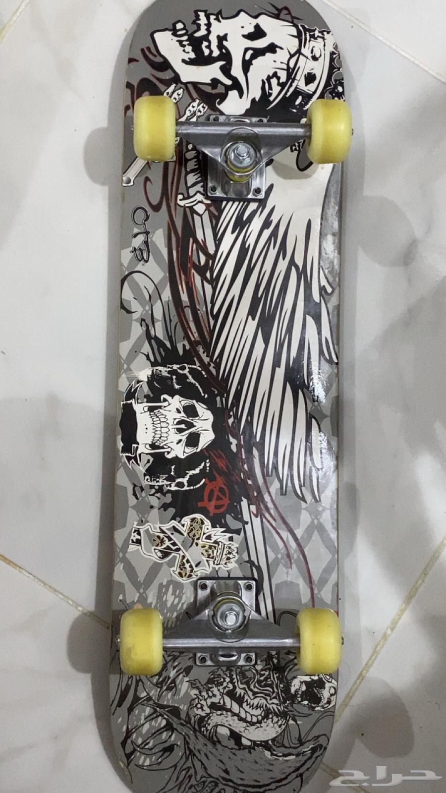 Professional skateboard used 4 times64409602609539110