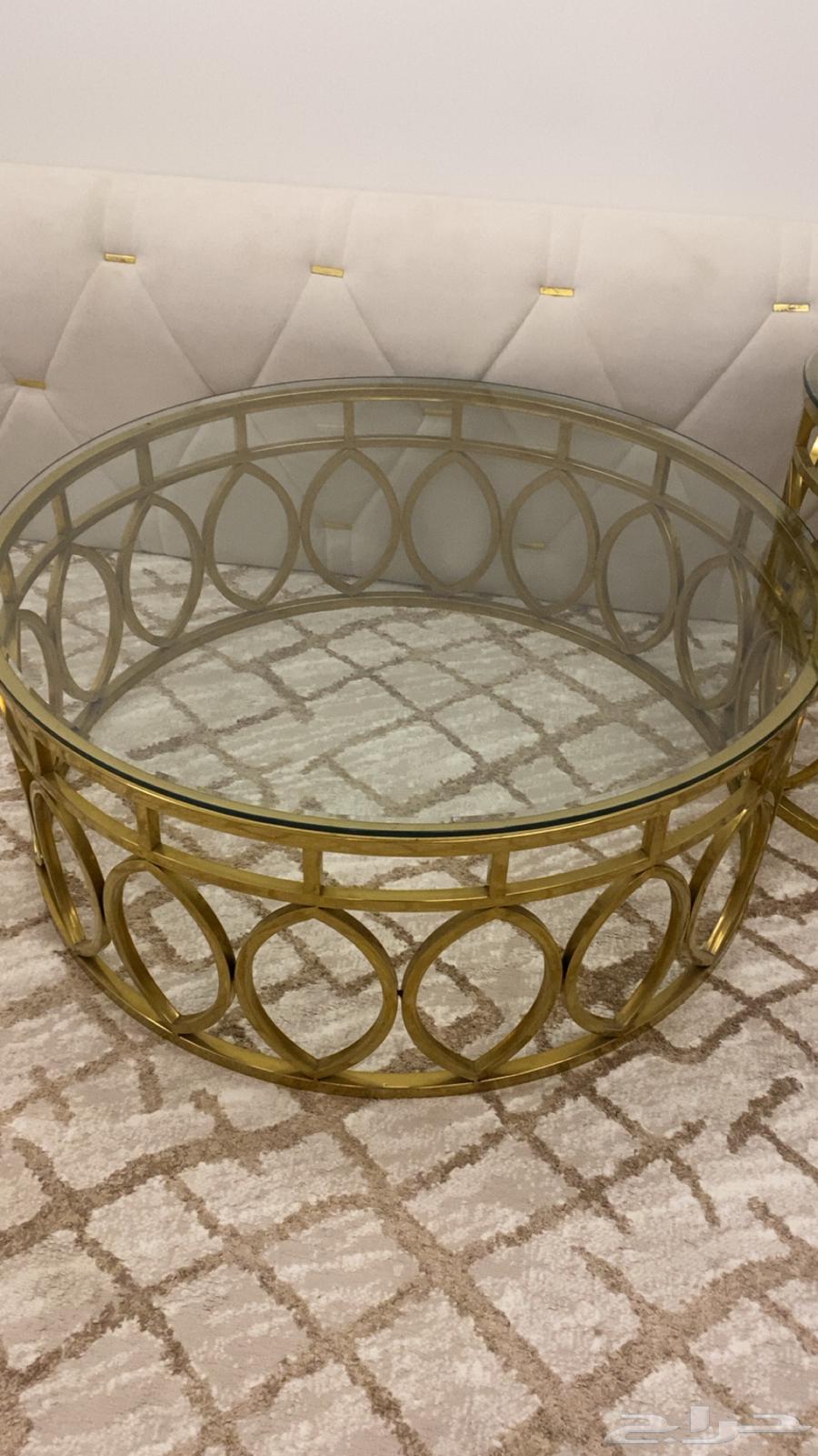 Coffee and side tables, bed frame64405111092098110