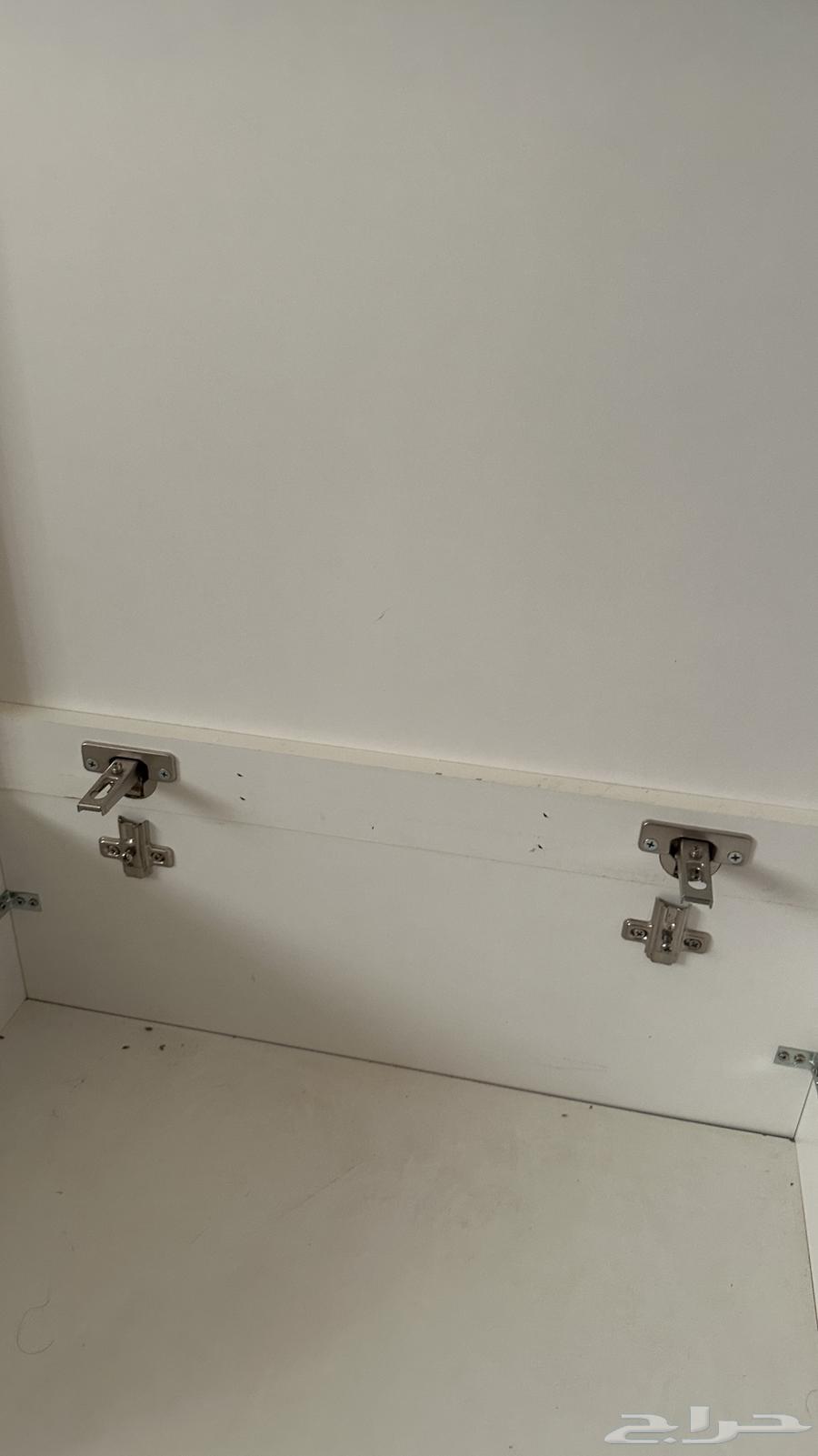 سيارة لعب ودولاب بدرج صغير64407461288834112