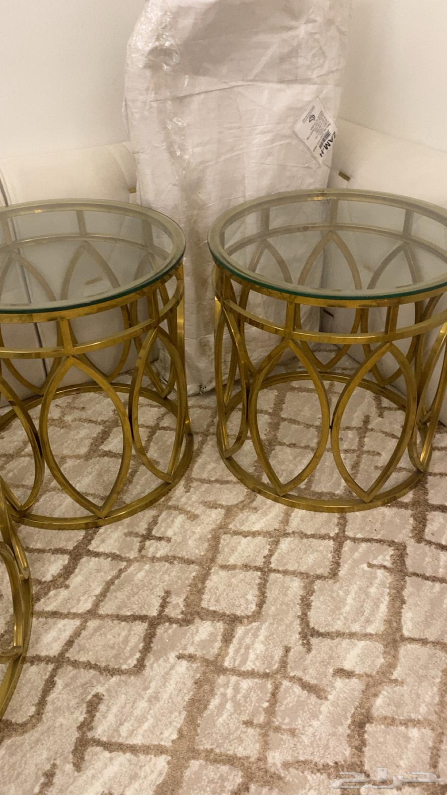 Coffee and side tables, bed frame64405111092098111