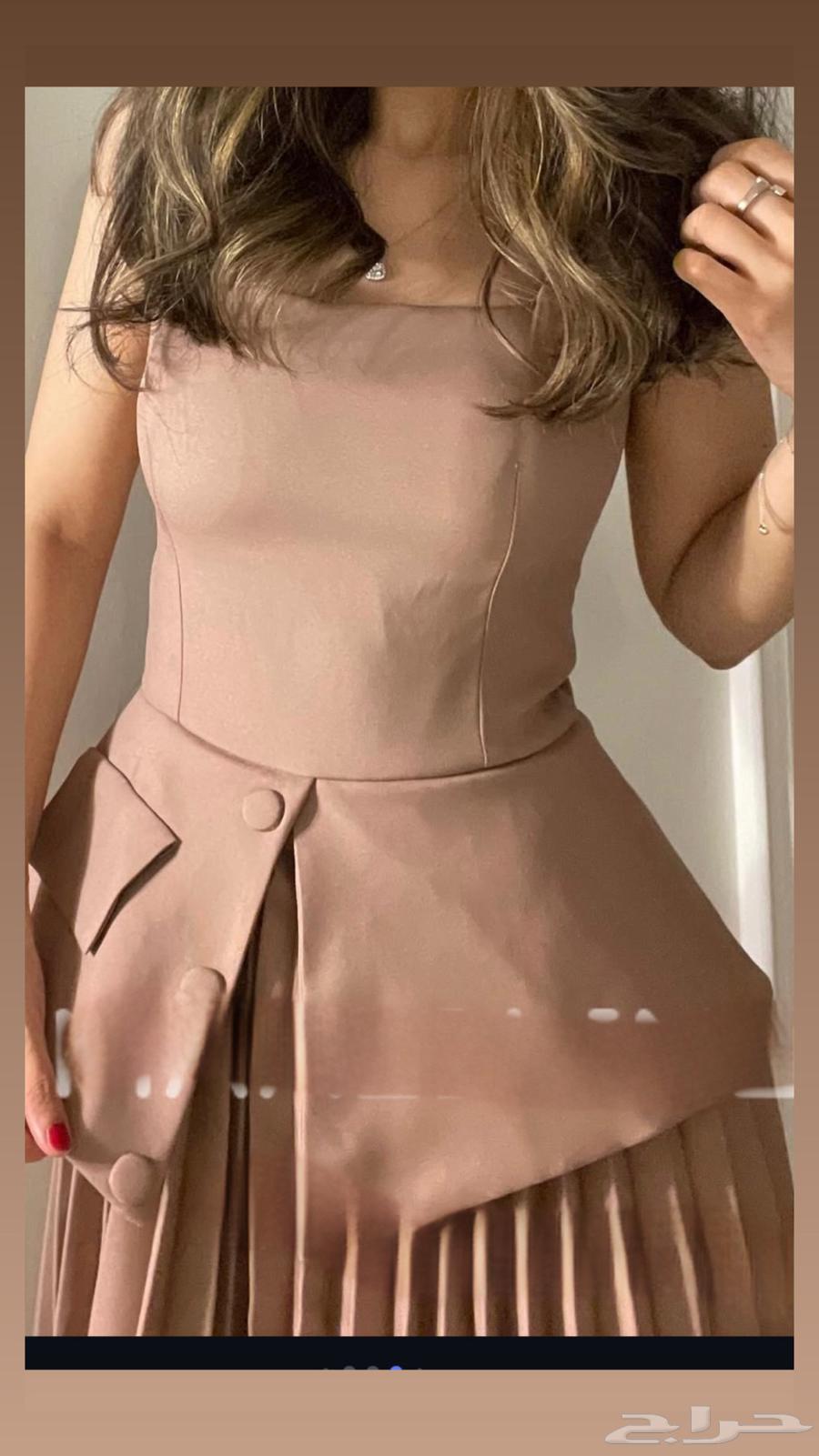 فستان جديد ونظيف جدا  انابس لبسه وحده بيع مستعجل64406654119171111