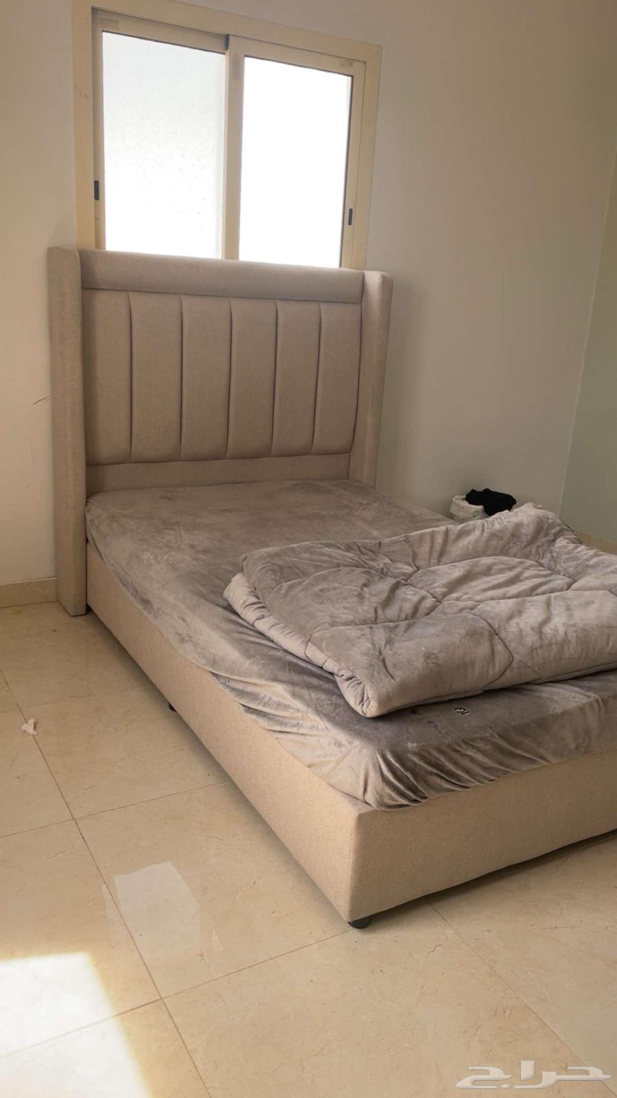 New single and a half bed, size 2 meters by 40, for sale64405541252610111