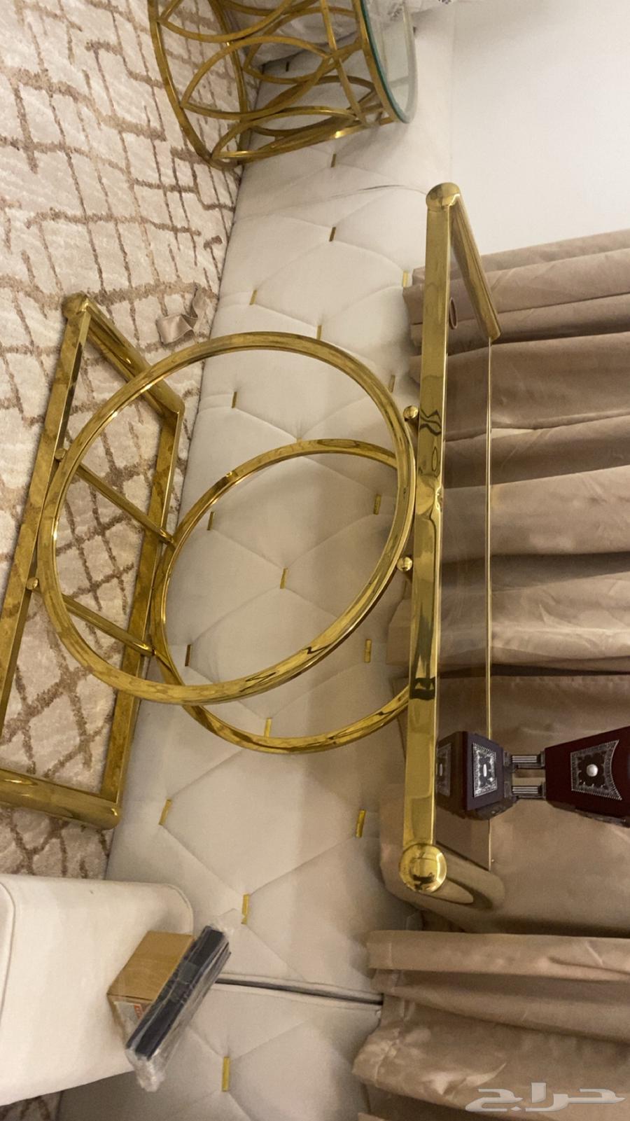 Coffee and side tables, bed frame64405111092098112