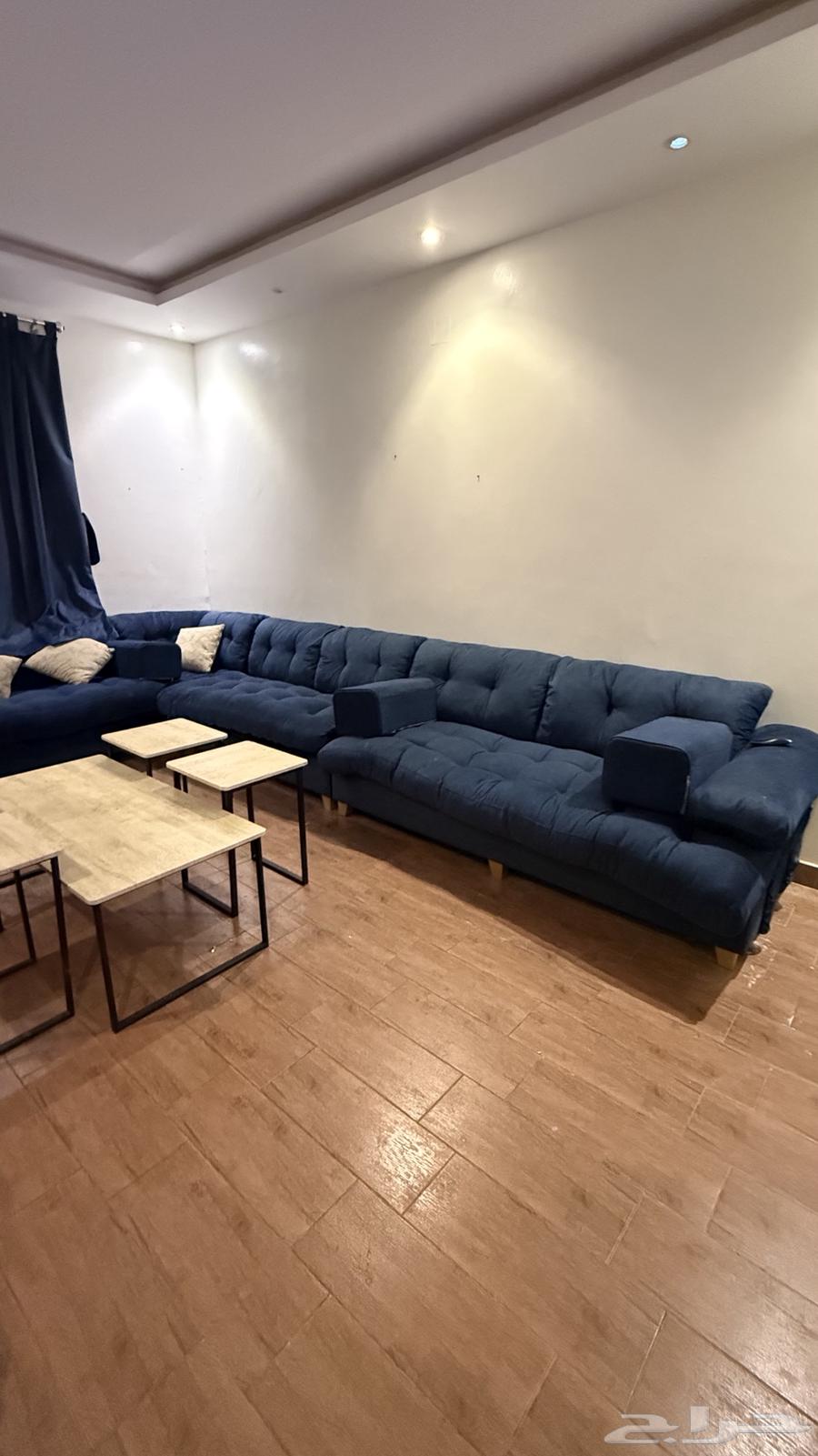 كنب 5 في 4 مع خمس طاولات خدمة64408090668291113