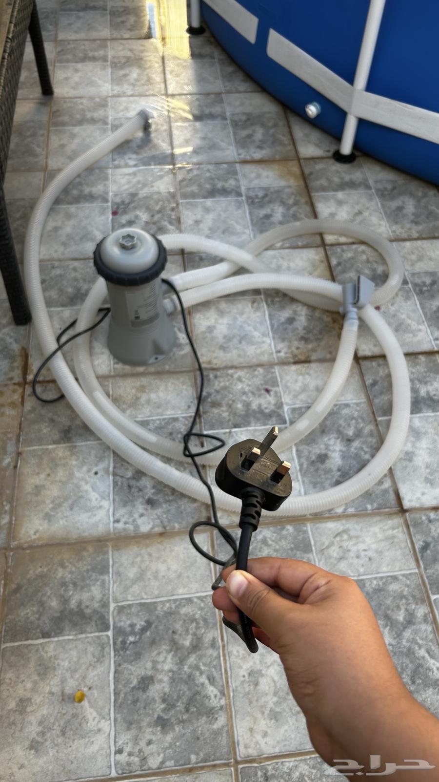 Swimming pool64410087831937112