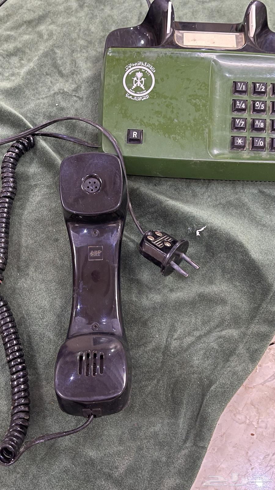 تلفونات قديمه64405666853763113