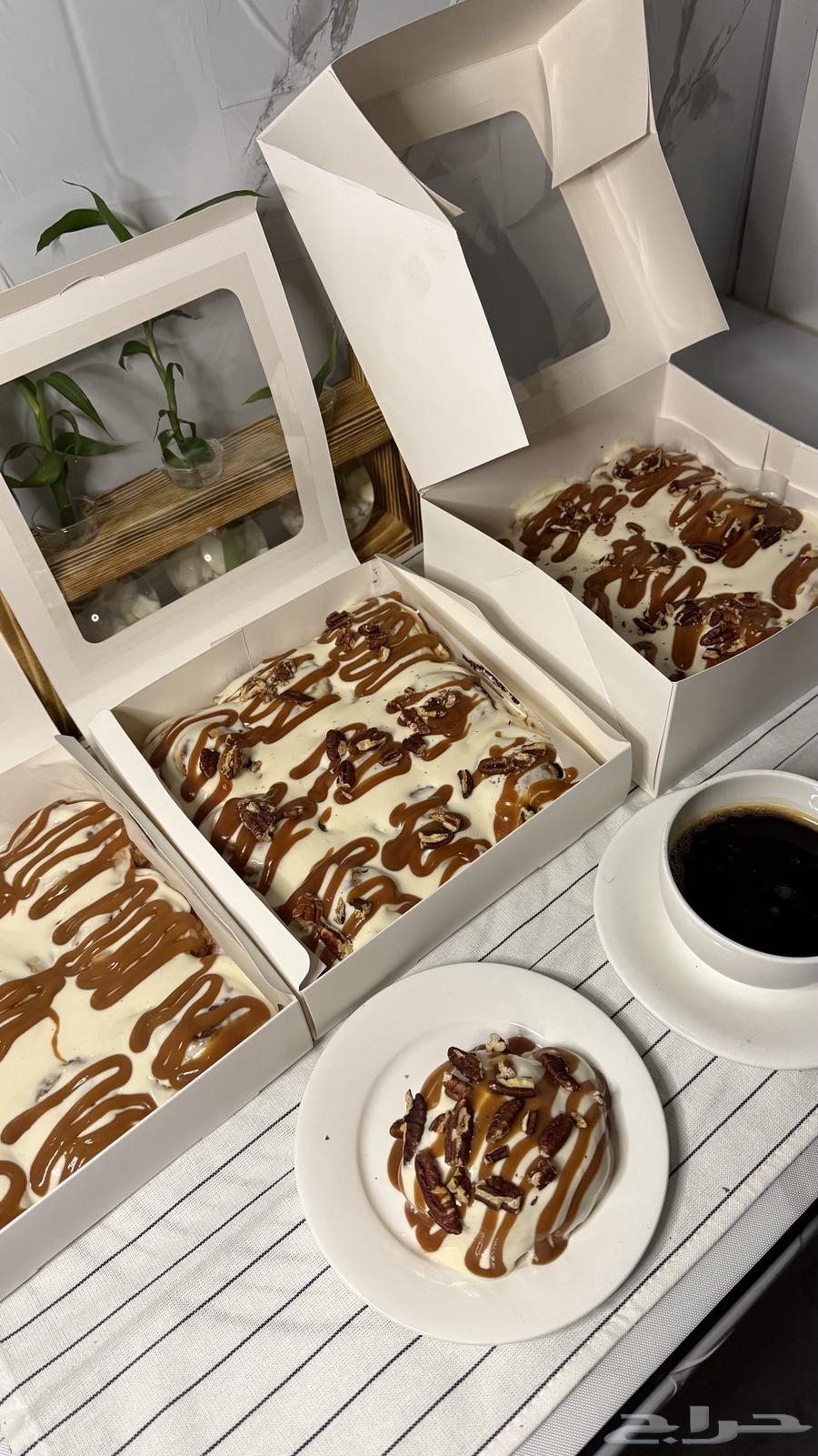 Multiple Size Cake Boxes64407168575490113