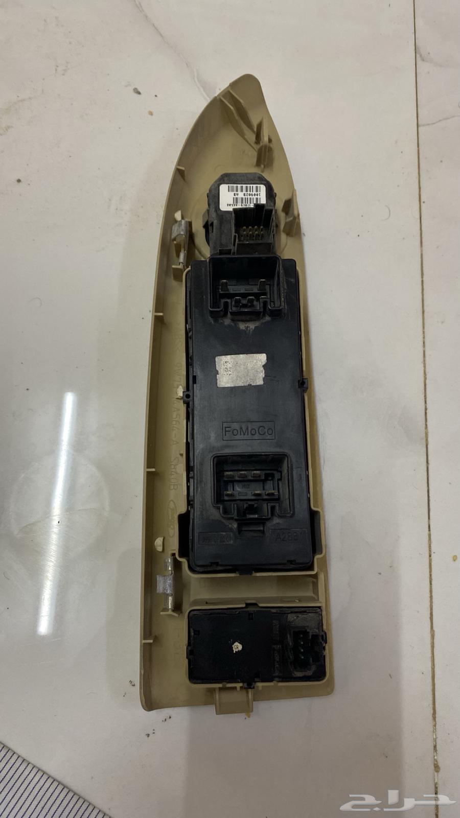 ديكور مع ازرار التحكم بالنوافذ فكتوريا ماركيز64569056594050111