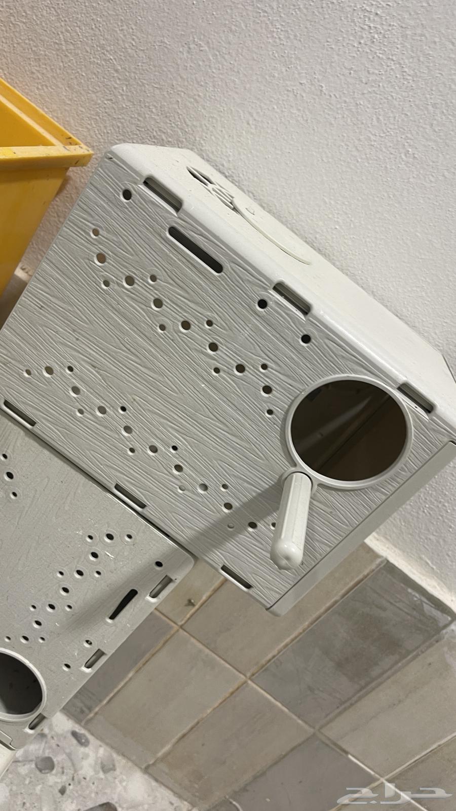 بياضات بلاستيكية مستعملة للبيع64410920950401110