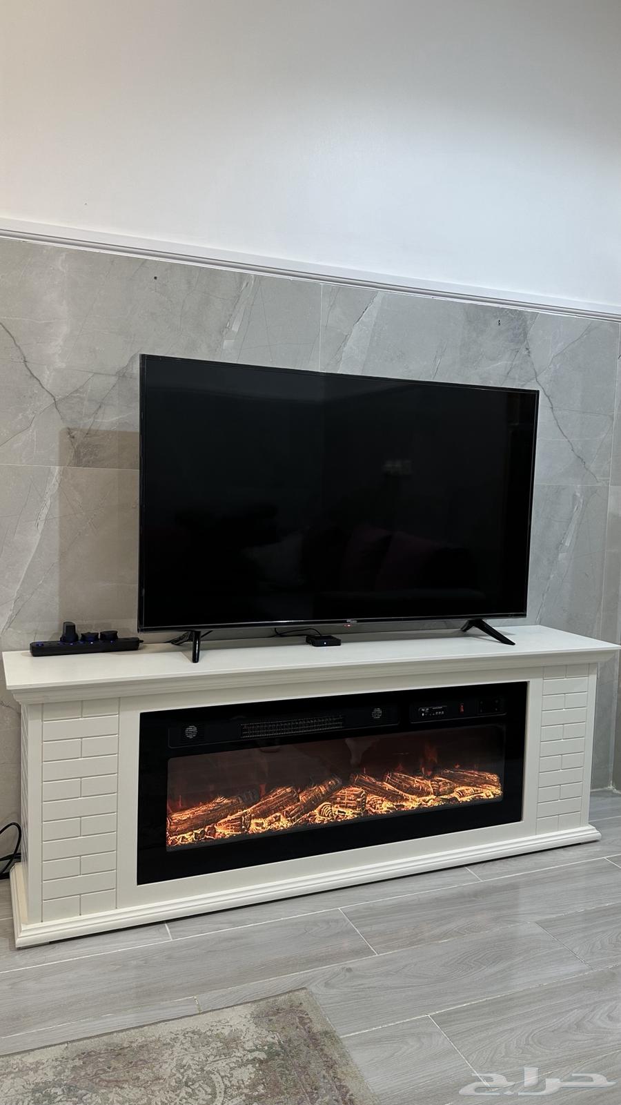 طاولة تلفزيون64411861900161110