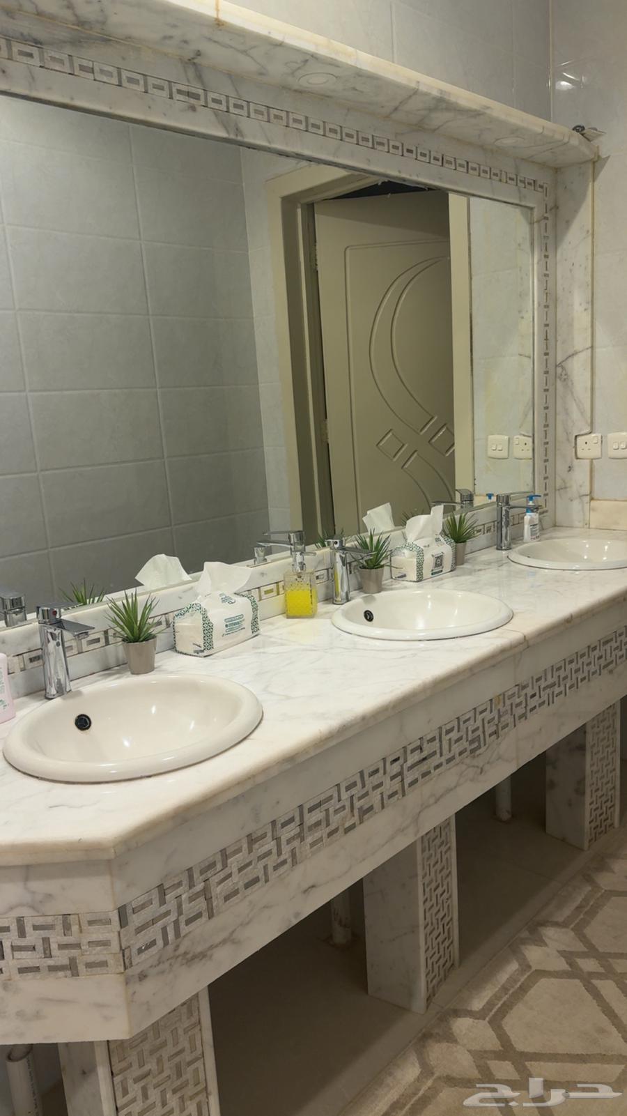 Three-compartment sinks64407699147649111