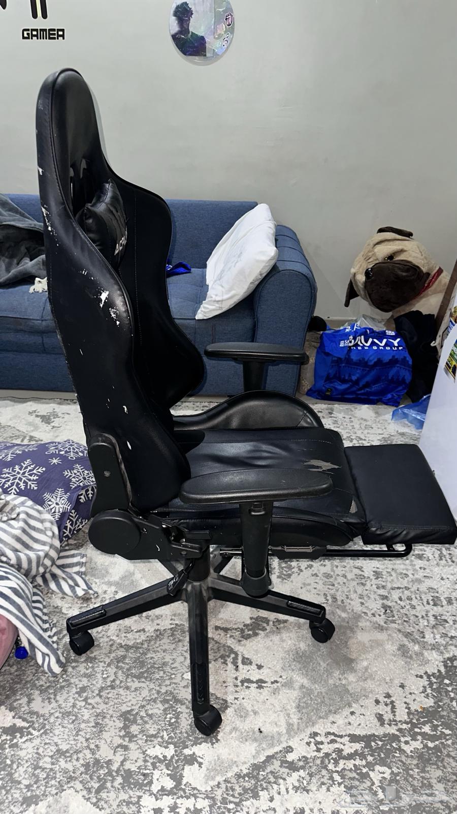 كرسي قيمنق64411108485889113